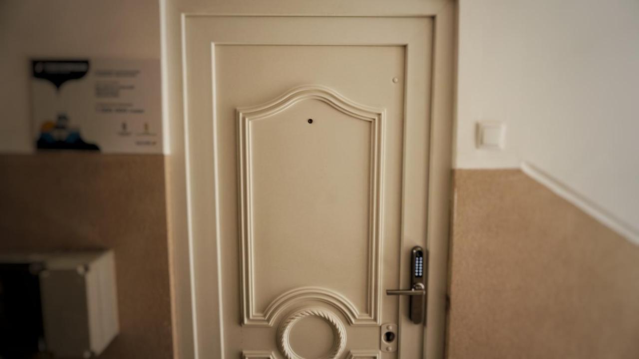 Belvarosi Exkluziv Minigarzon Debrecen Esterno foto